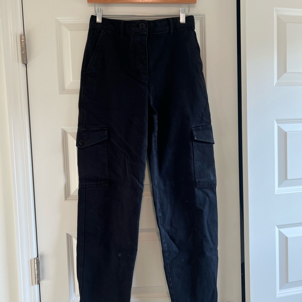 Aritzia Cargo Pants